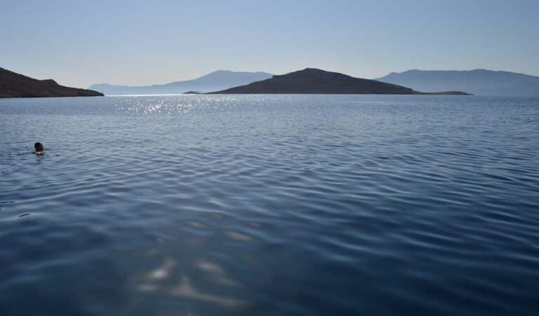 Voyage îles des Cyclades mer de Chalki Akaoka