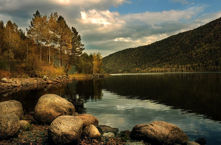 Activités Finlande: La Taïga Finlandaise en canoë et son magnifique paysage
